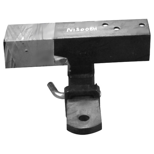 C4 TOW LUG TO SUIT NIS008H
